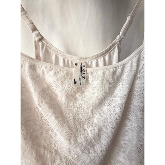 Flexees by Maidenform Coquette balletcore White Lace Shaping Cami - size large - Picture 4 of 6